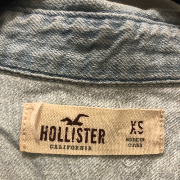 Hollister Baby Blue Jean Sweater - Picture 2 of 3
